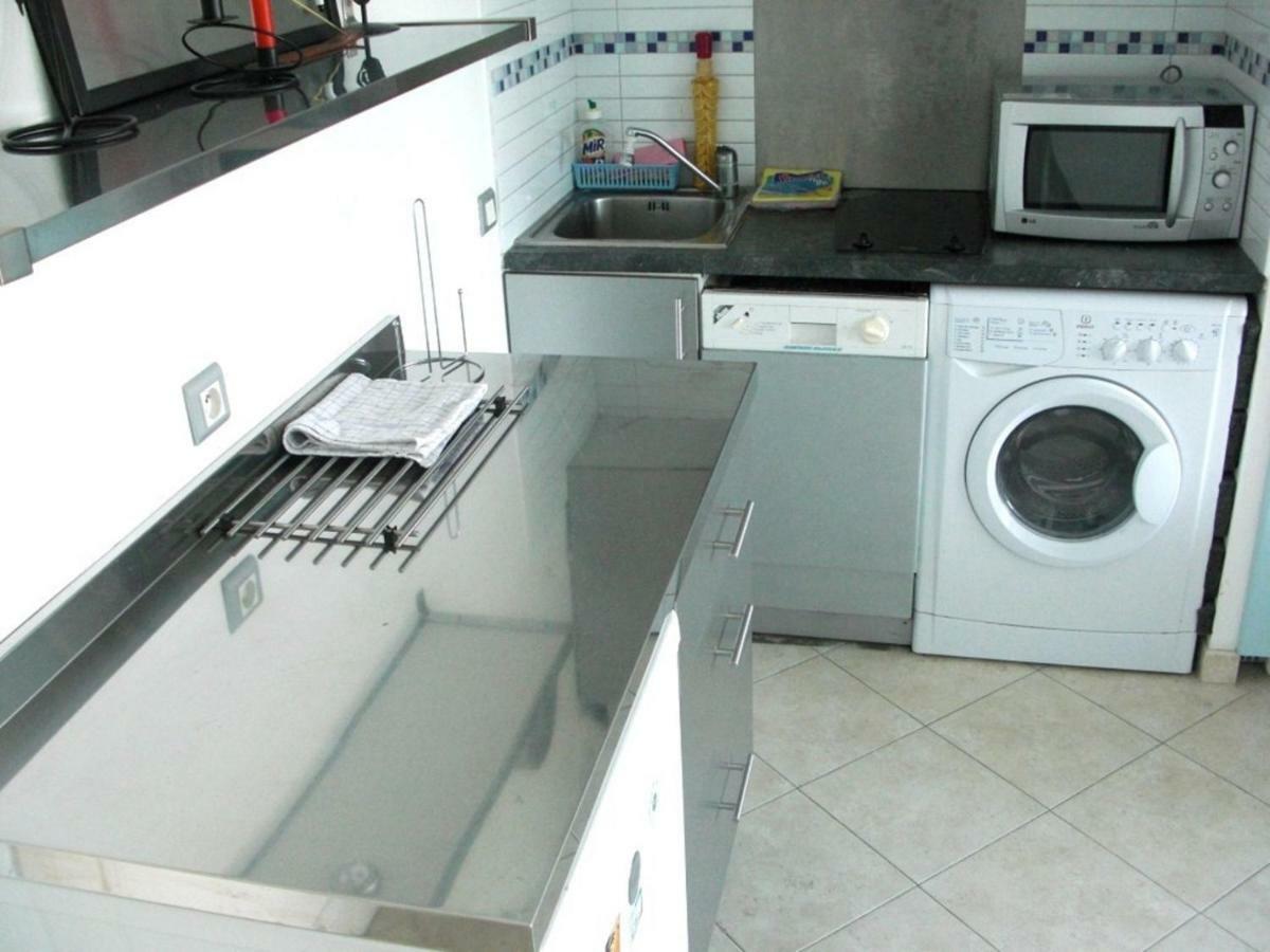 Agreable Appartement 4 Personnes A Villeneuve-Loubet Plage, Piscine, Mer, Commerces A Proximite Exterior foto